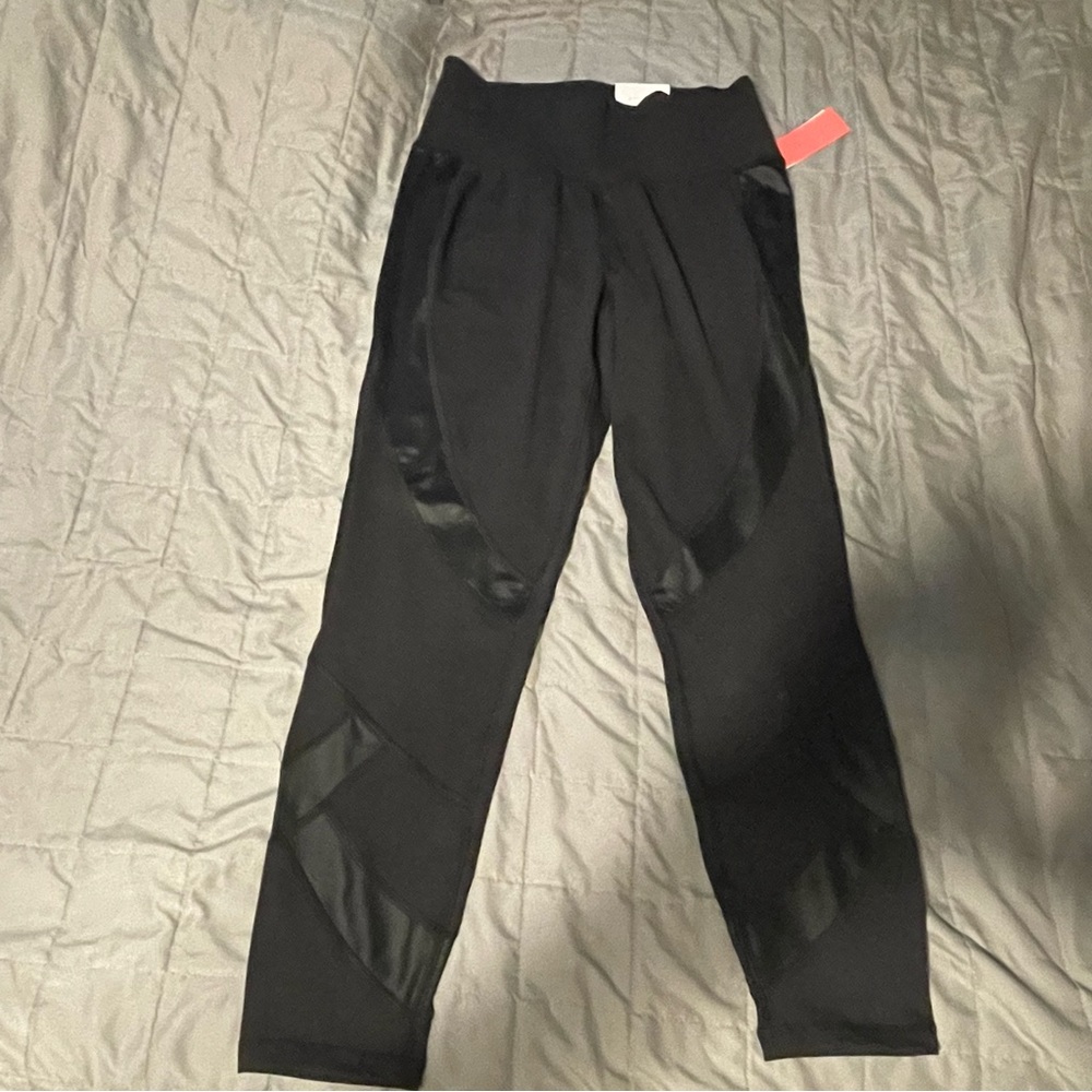 BNWT black leggings lane bryant Livi active 10/12